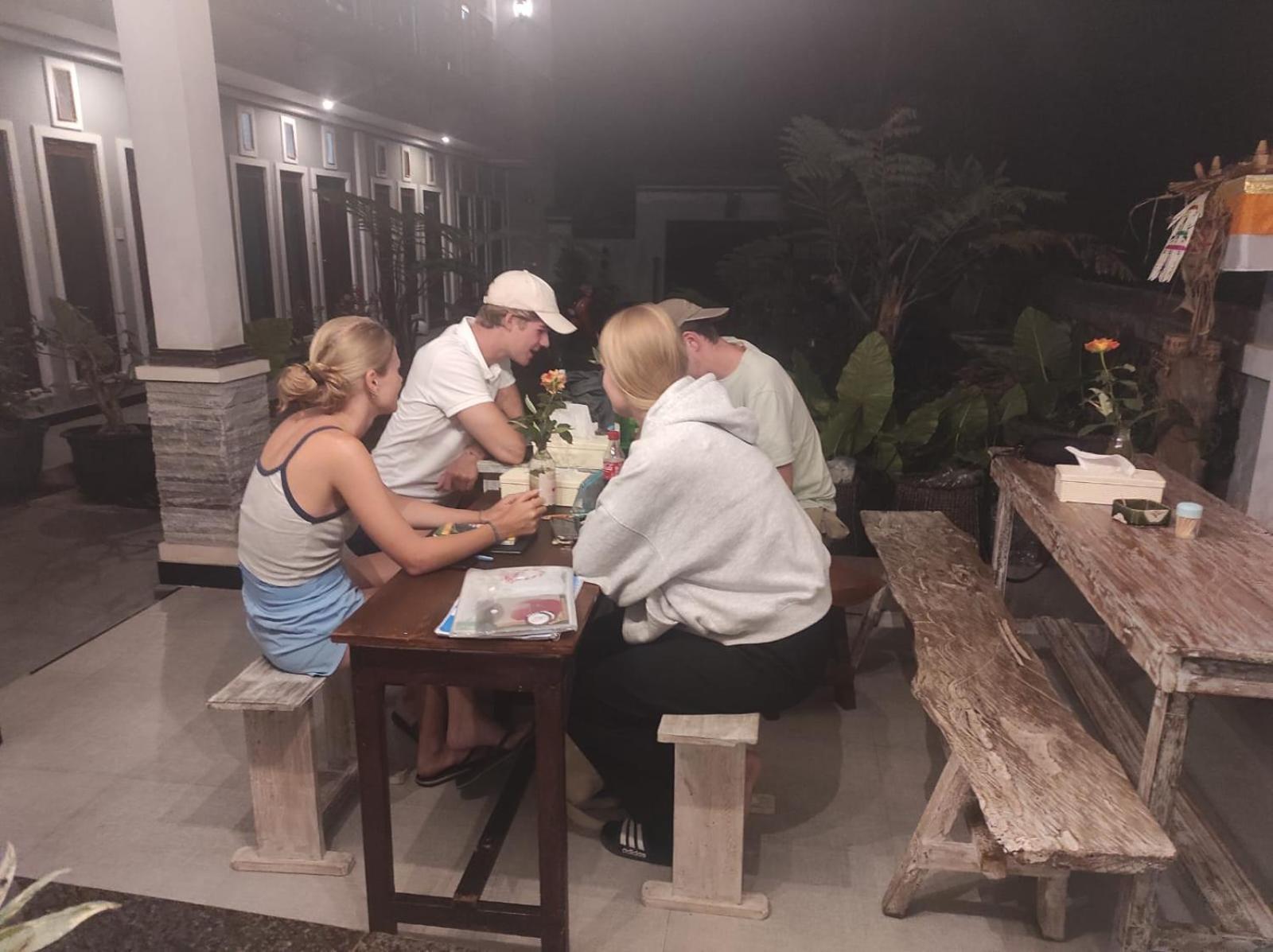 Gending Sari House Lägenhet Ubud Exteriör bild